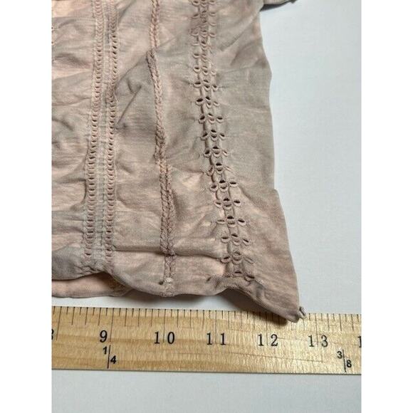 Free People Movement Top Short Sleeves Embroidered Eyelet Cropped Pink XS/S - Picture 2 of 4